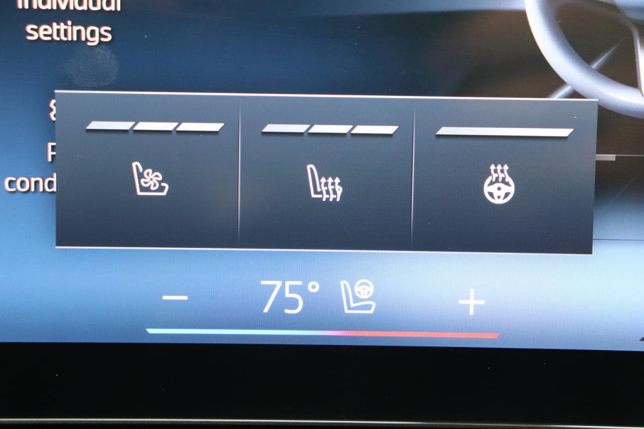 Used 2025 BMW X7 xDrive40i AWD/4WD image 54
