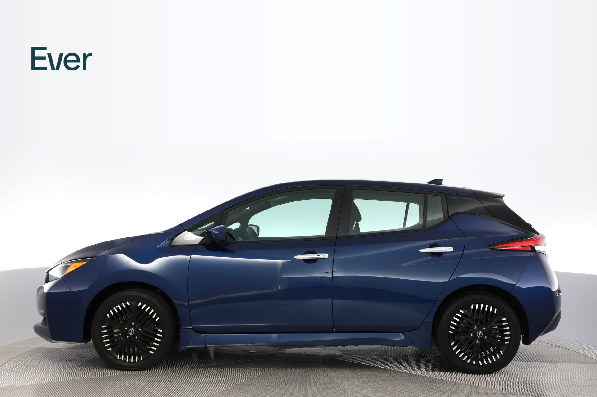 Used 2024 Nissan Leaf SV Plus FWD image 15