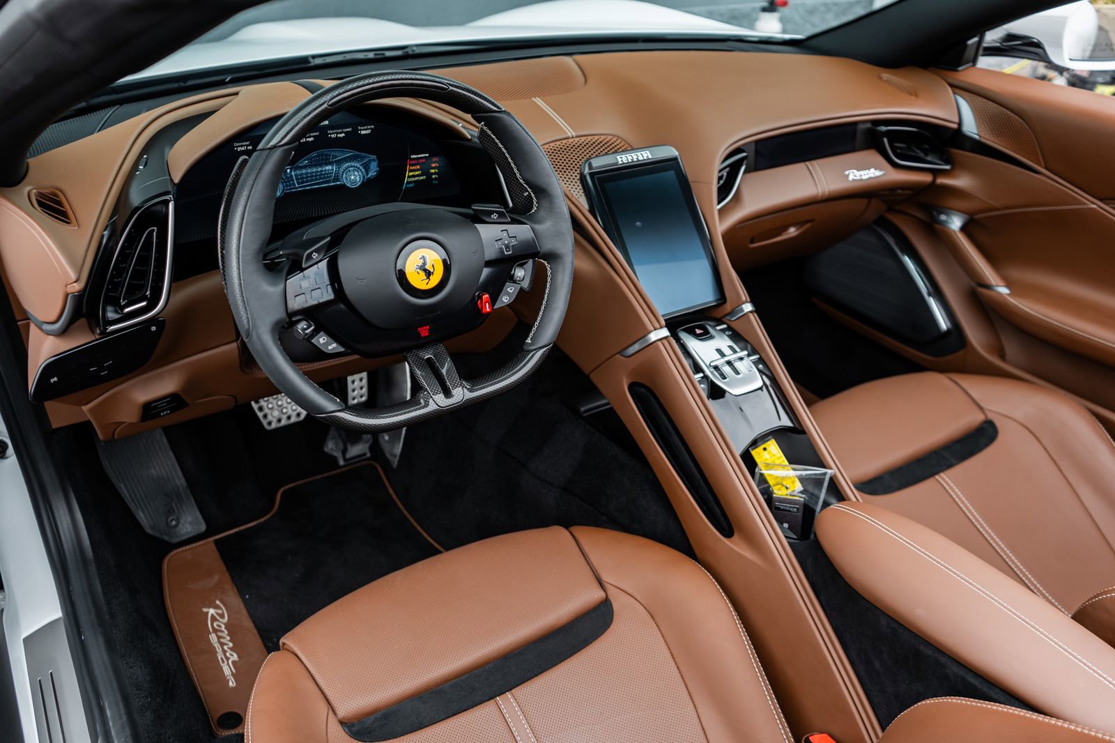 Used 2024 Ferrari Roma Spider image 26