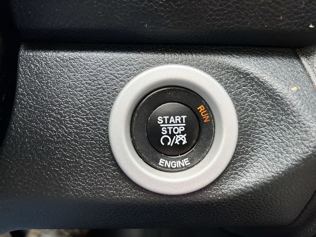 Used 2016 RAM 3500 Laramie image 17