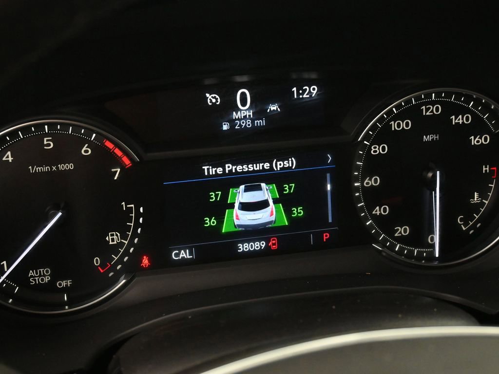 Certified 2023 Cadillac XT5 Luxury image 9