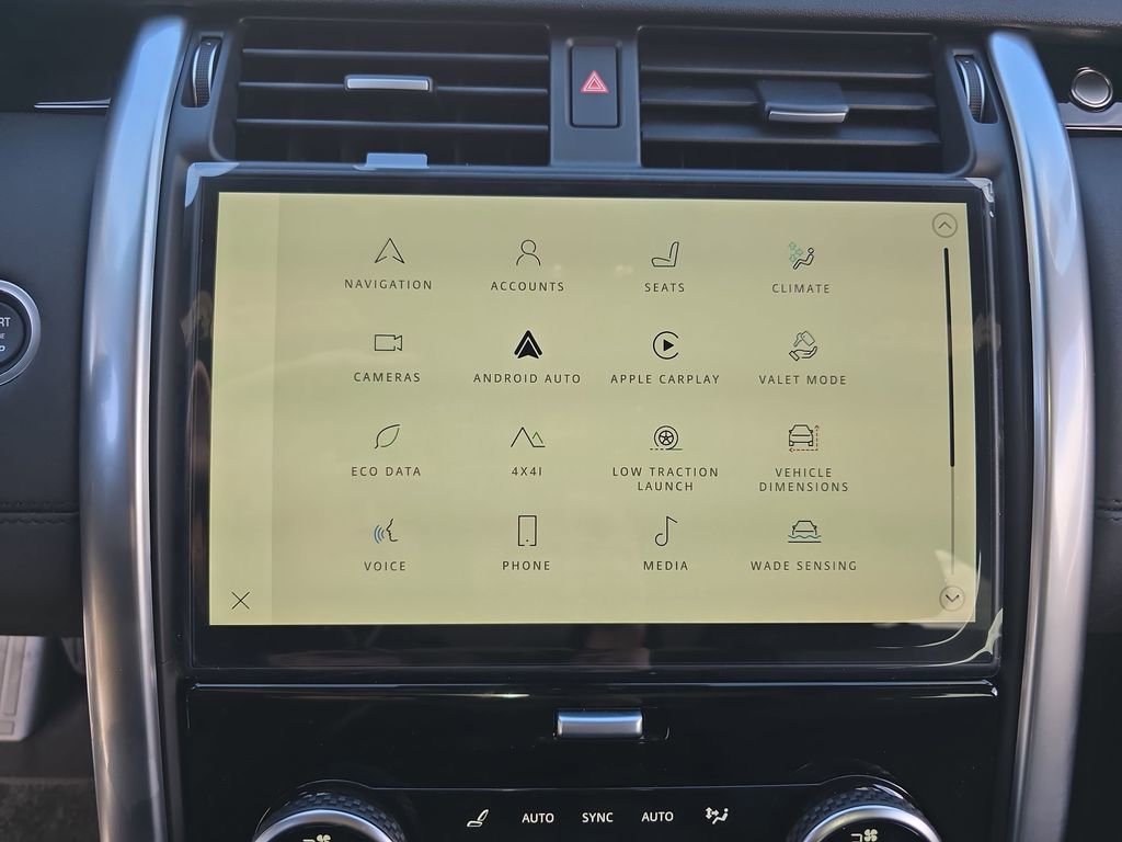 New 2026 Land Rover Discovery S AWD/4WD image 23
