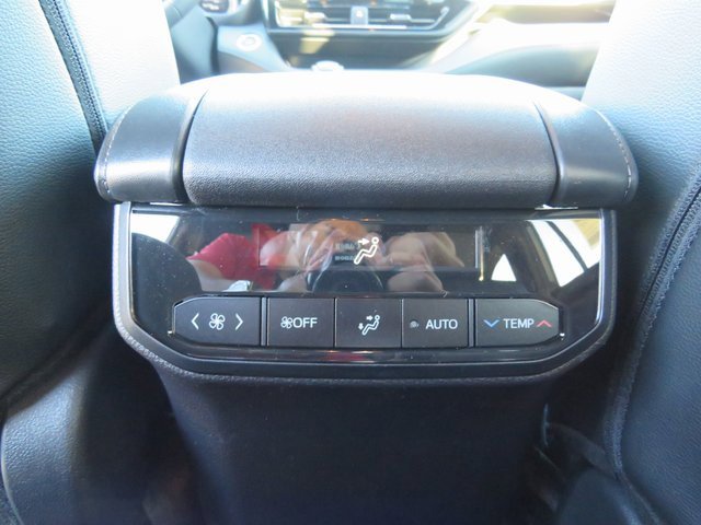 New 2026 Toyota Highlander XSE image 23