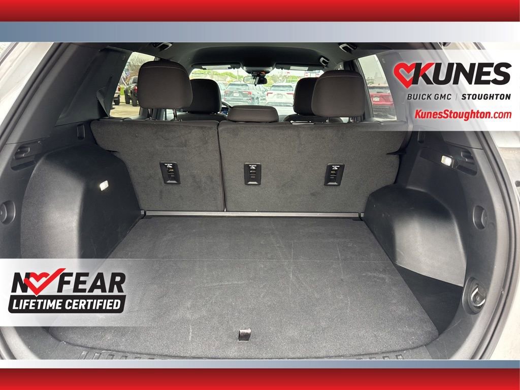 Used 2026 Chevrolet Equinox LT AWD/4WD image 19