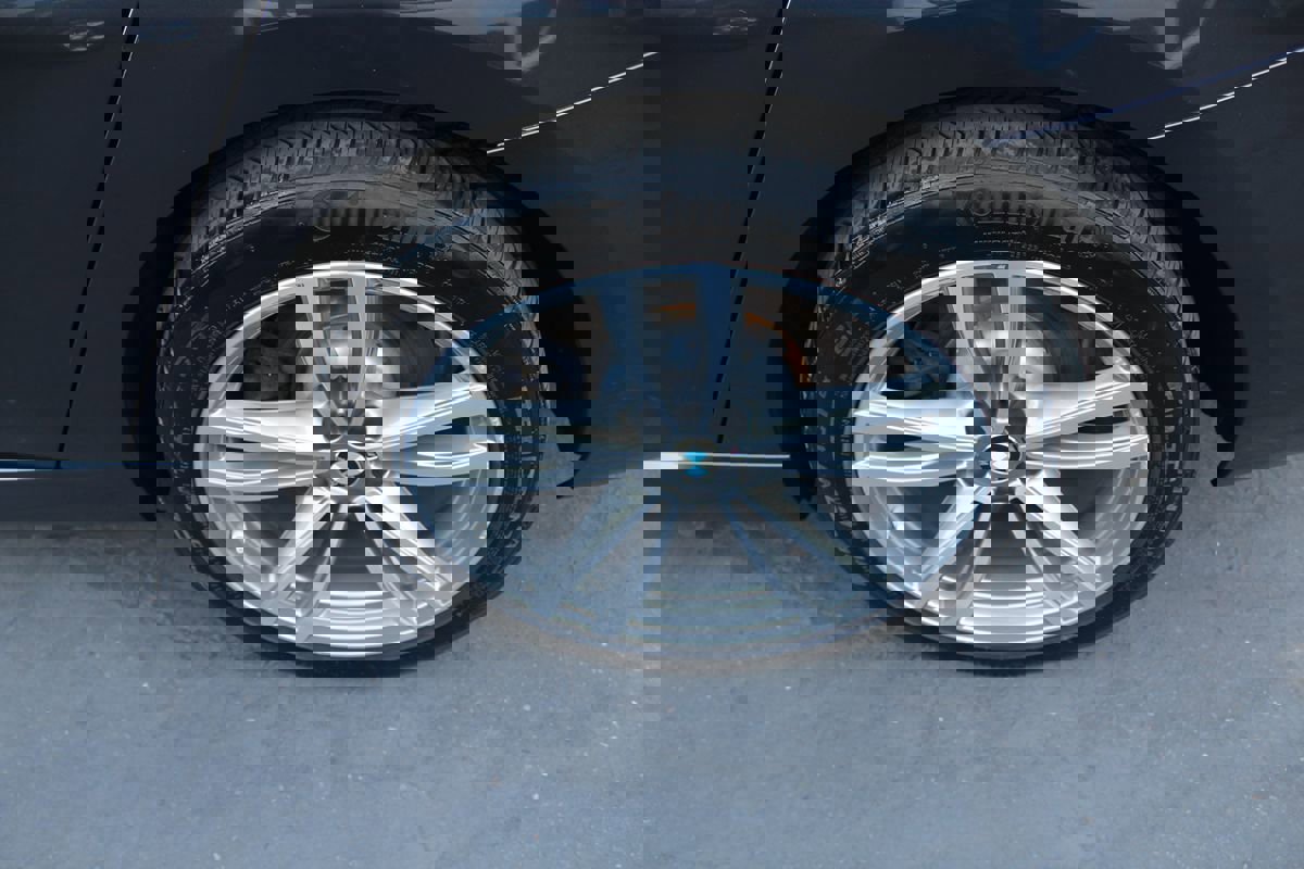 Used 2018 BMW 640i Gran Turismo xDrive image 16