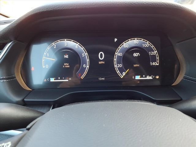 New 2025 Jeep Grand Cherokee L Laredo image 23