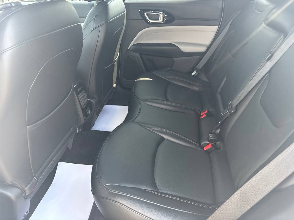Certified 2023 Jeep Compass Limited AWD/4WD image 27
