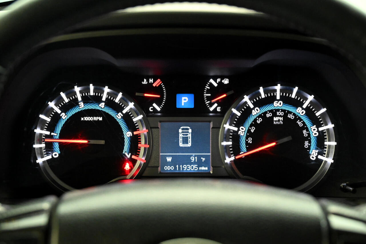 Used 2018 Toyota 4Runner TRD Off-Road Premium image 34