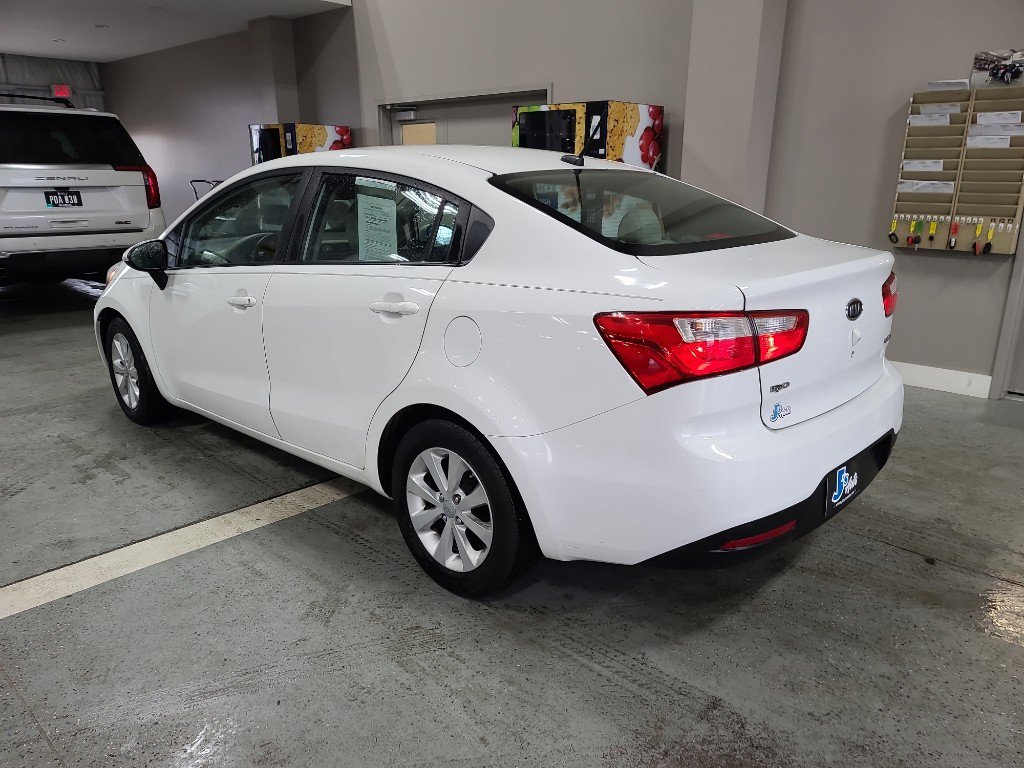 Used 2012 Kia Rio EX w/ Convenience Pkg FWD image 7