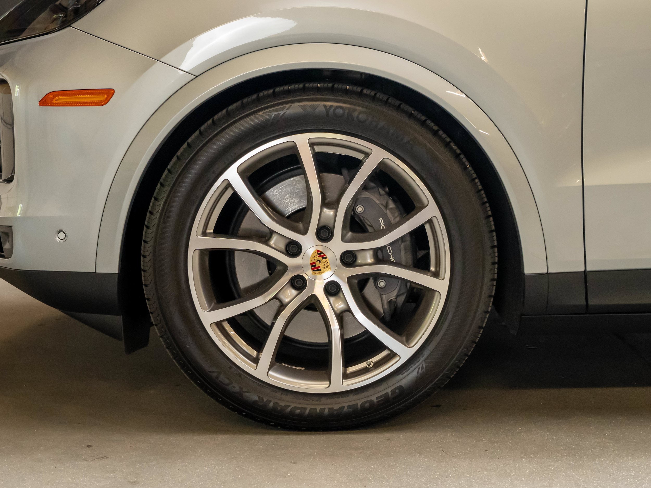 Certified 2024 Porsche Cayenne Coupe AWD/4WD image 15