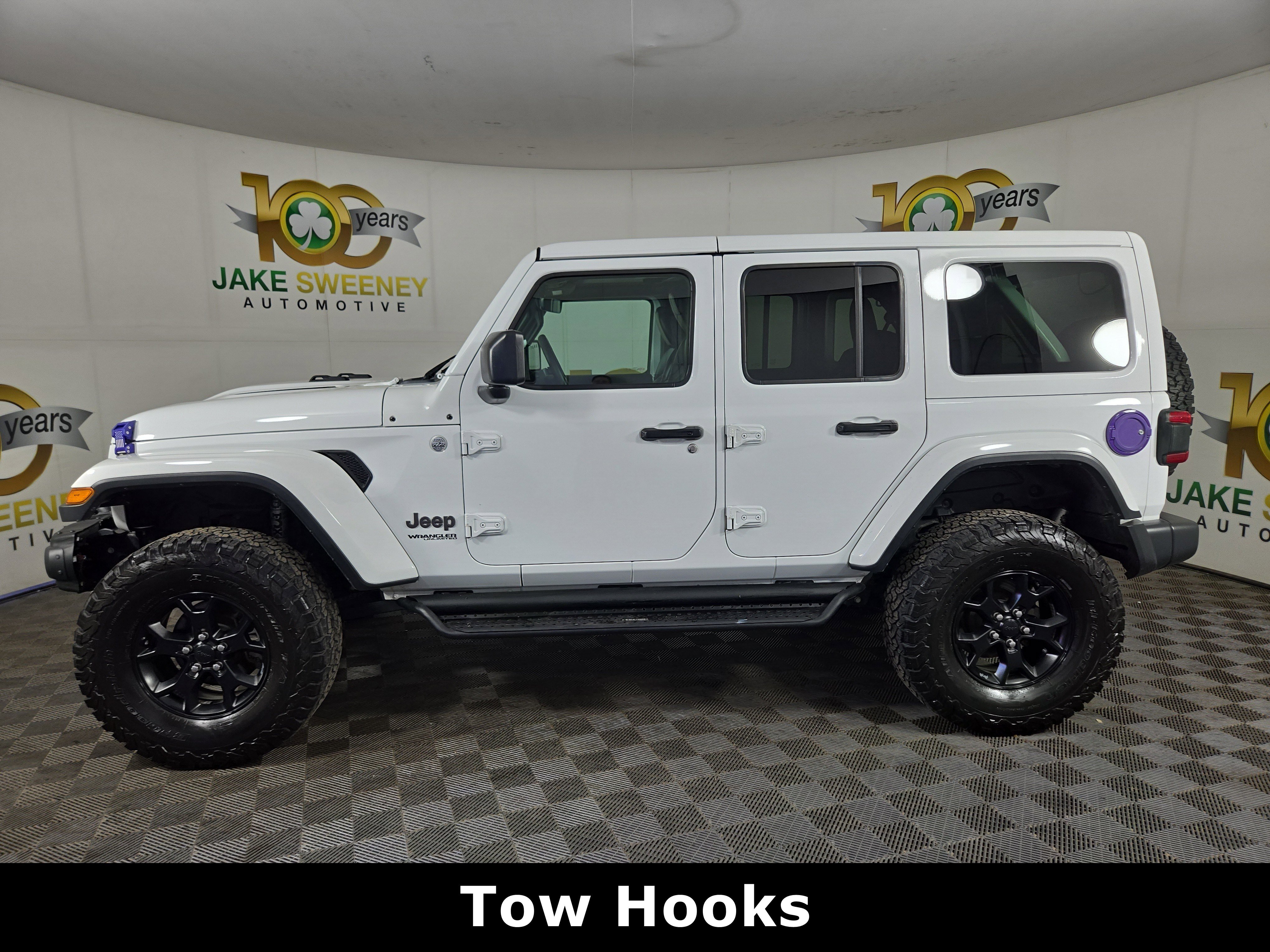 Used 2018 Jeep Wrangler Unlimited Sahara w/ Quick Order Package 24M Moab image 6