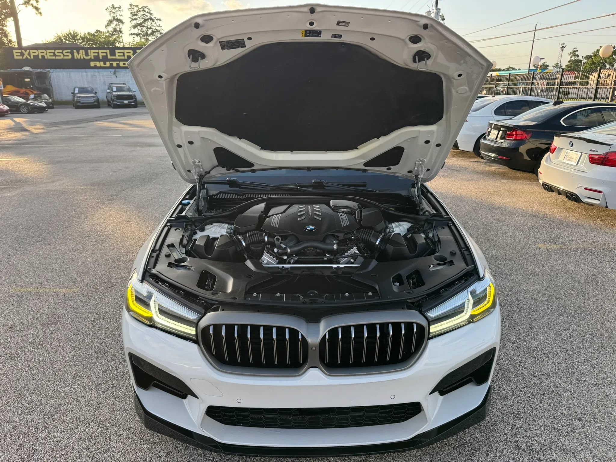Used 2021 BMW M550i xDrive w/ Executive Package AWD/4WD image 42