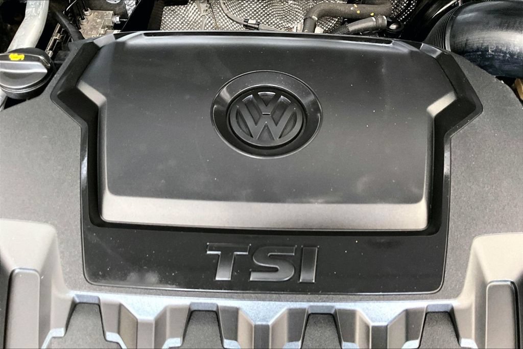 Used 2022 Volkswagen Tiguan SEL R-Line AWD/4WD image 43