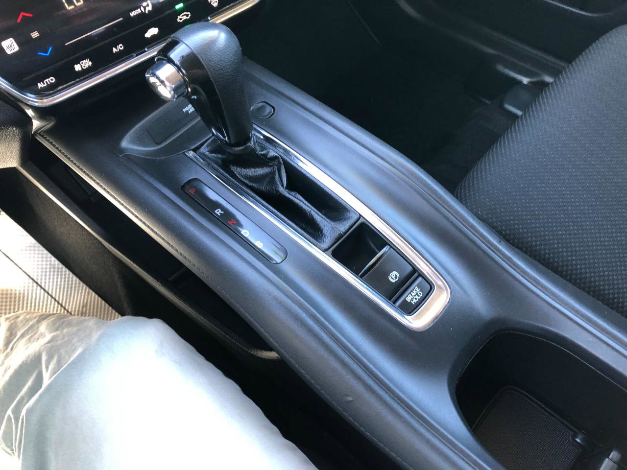 Used 2017 Honda HR-V EX image 21