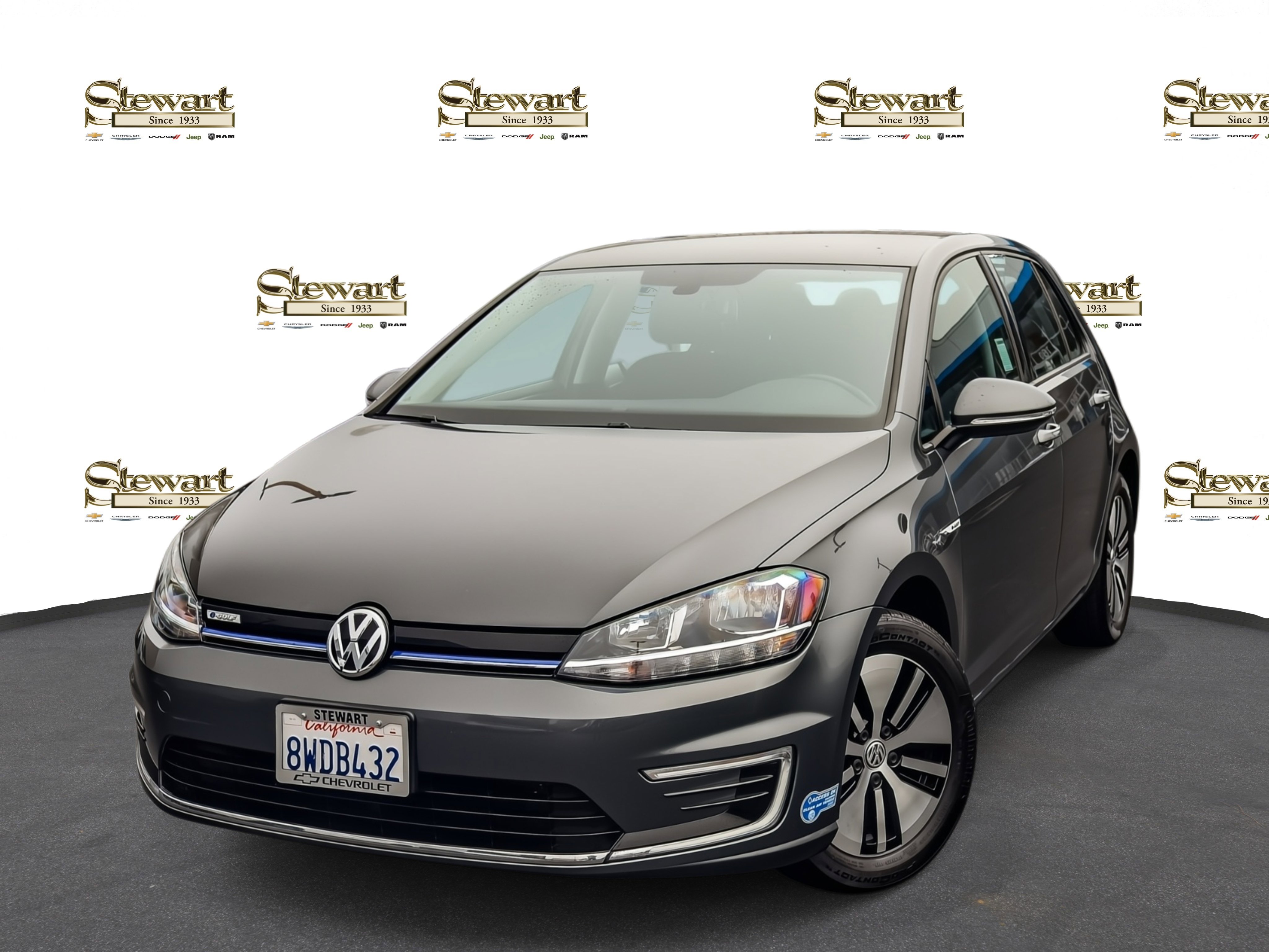 Used 2017 Volkswagen e-Golf SE w/ DC Fast Charging Package