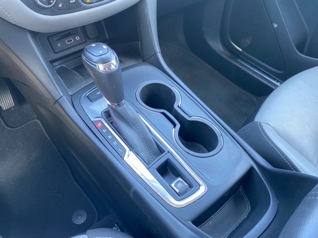 Used 2019 Chevrolet Equinox Premier FWD image 11