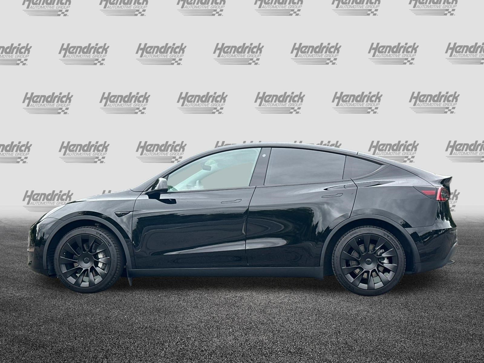 Used 2022 Tesla Model Y Long Range AWD/4WD image 8