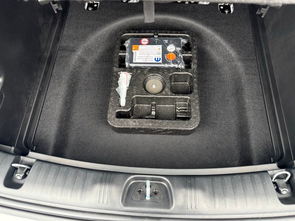 New 2026 Jeep Compass Limited image 25