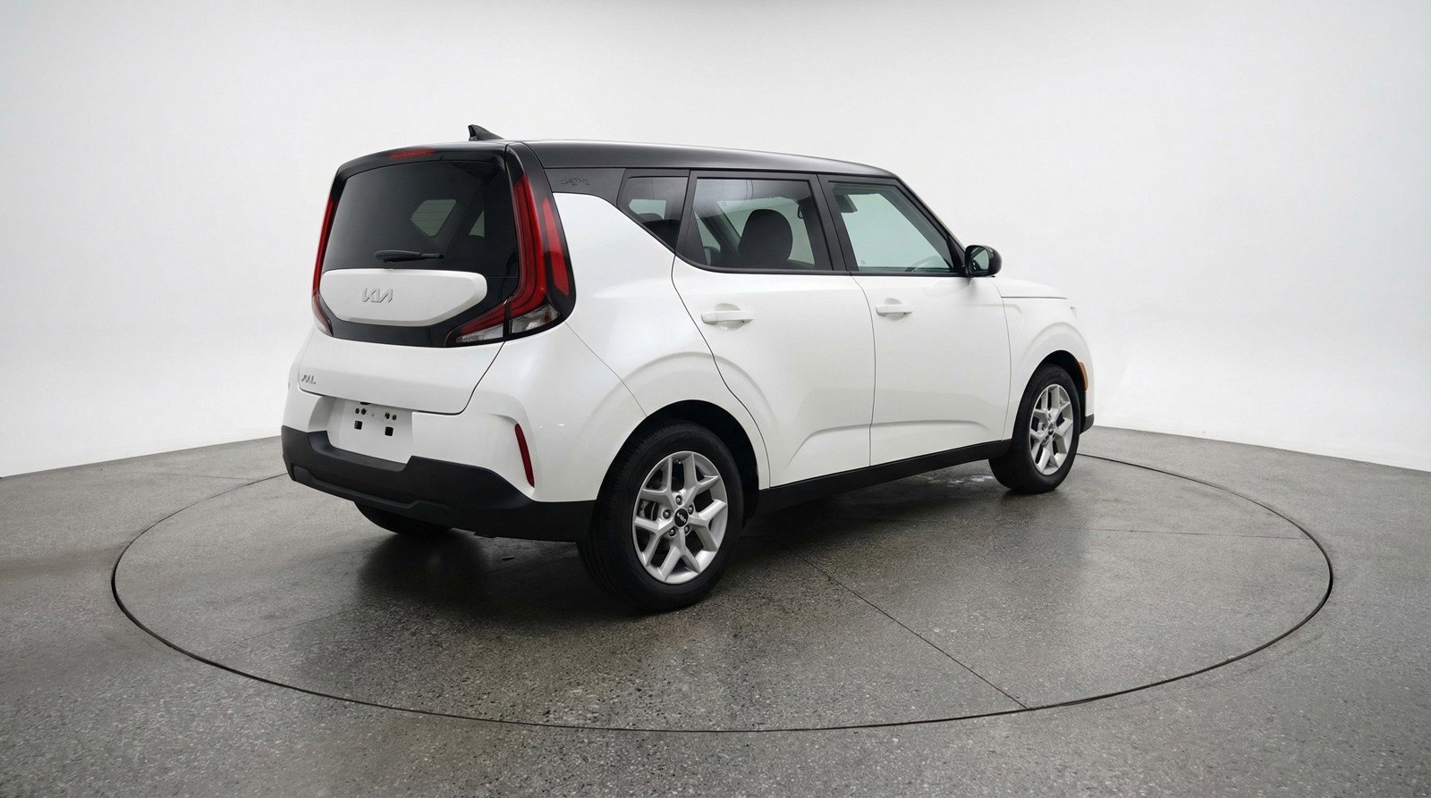 Used 2025 Kia Soul LX w/ LX Technology Package image 9