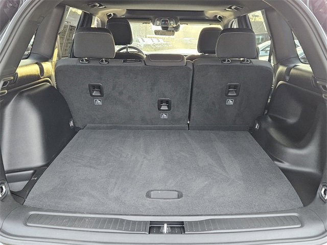 Used 2025 Jeep Grand Cherokee Laredo X image 23