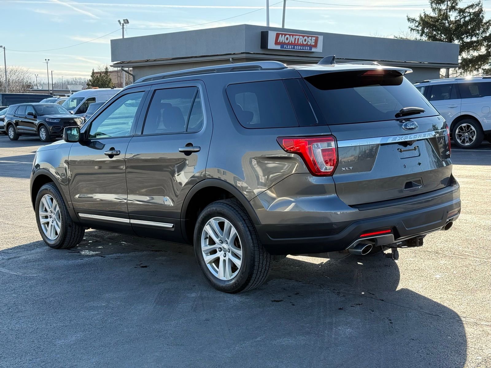 Used 2018 Ford Explorer XLT image 5