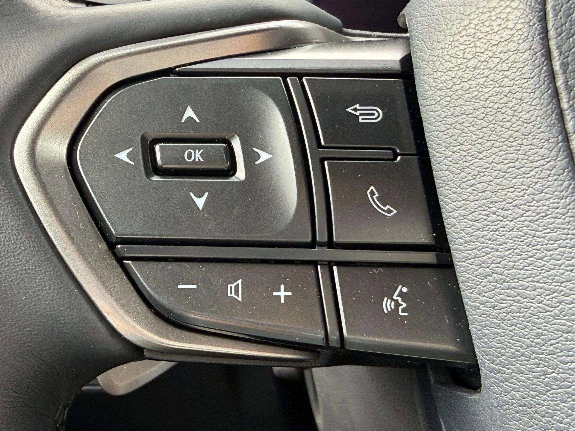 Used 2024 Lexus GX 550 w/ Accessory Package (2T) image 42