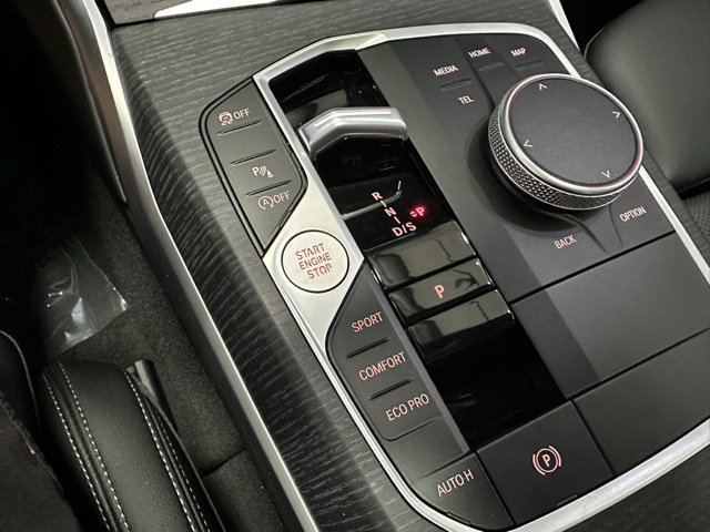 Used 2025 BMW 330i xDrive Sedan w/ Premium Package image 25