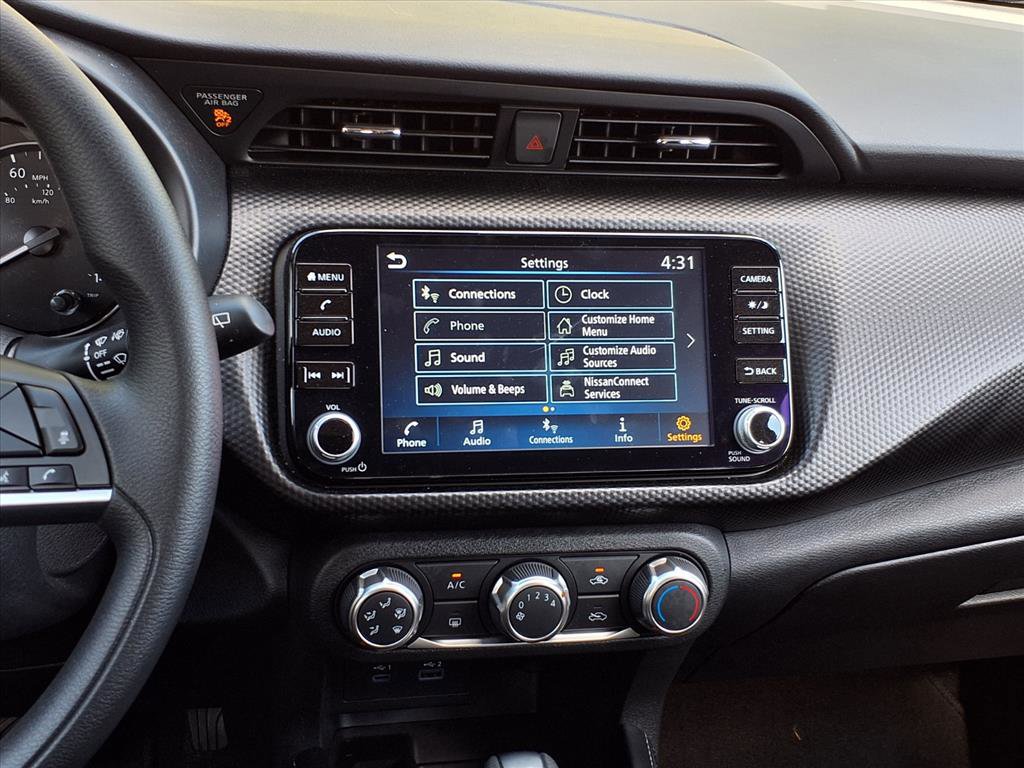 Certified 2024 Nissan Kicks SV image 16