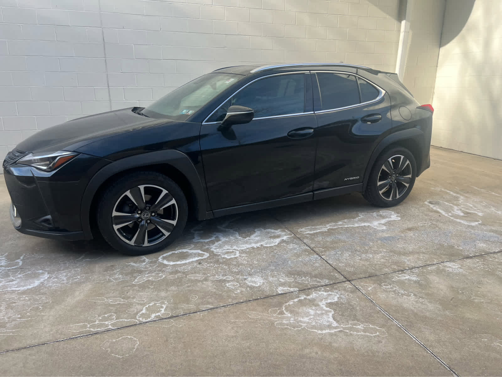 Used 2019 Lexus UX 250h image 2