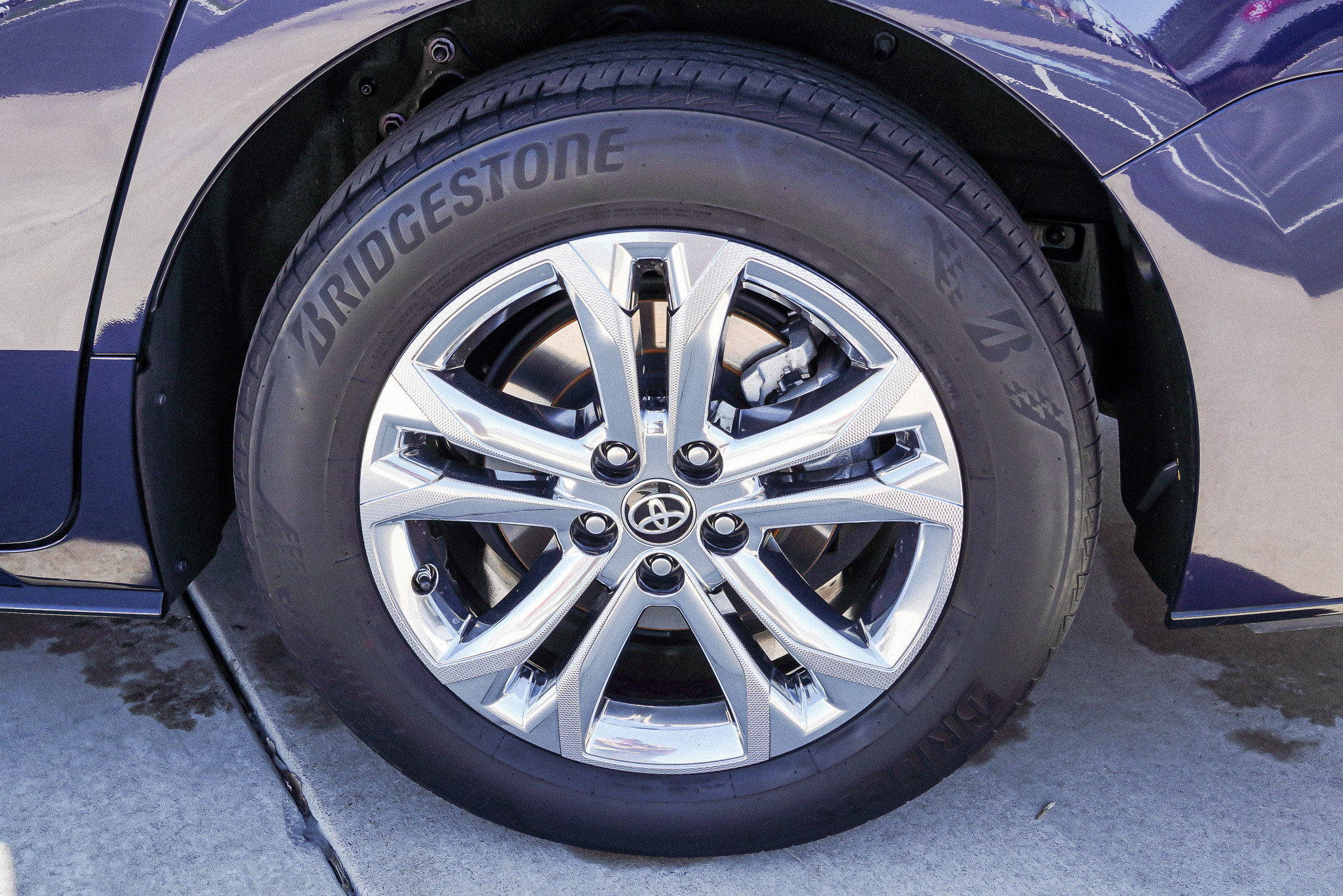 Used 2023 Toyota Sienna XSE image 13