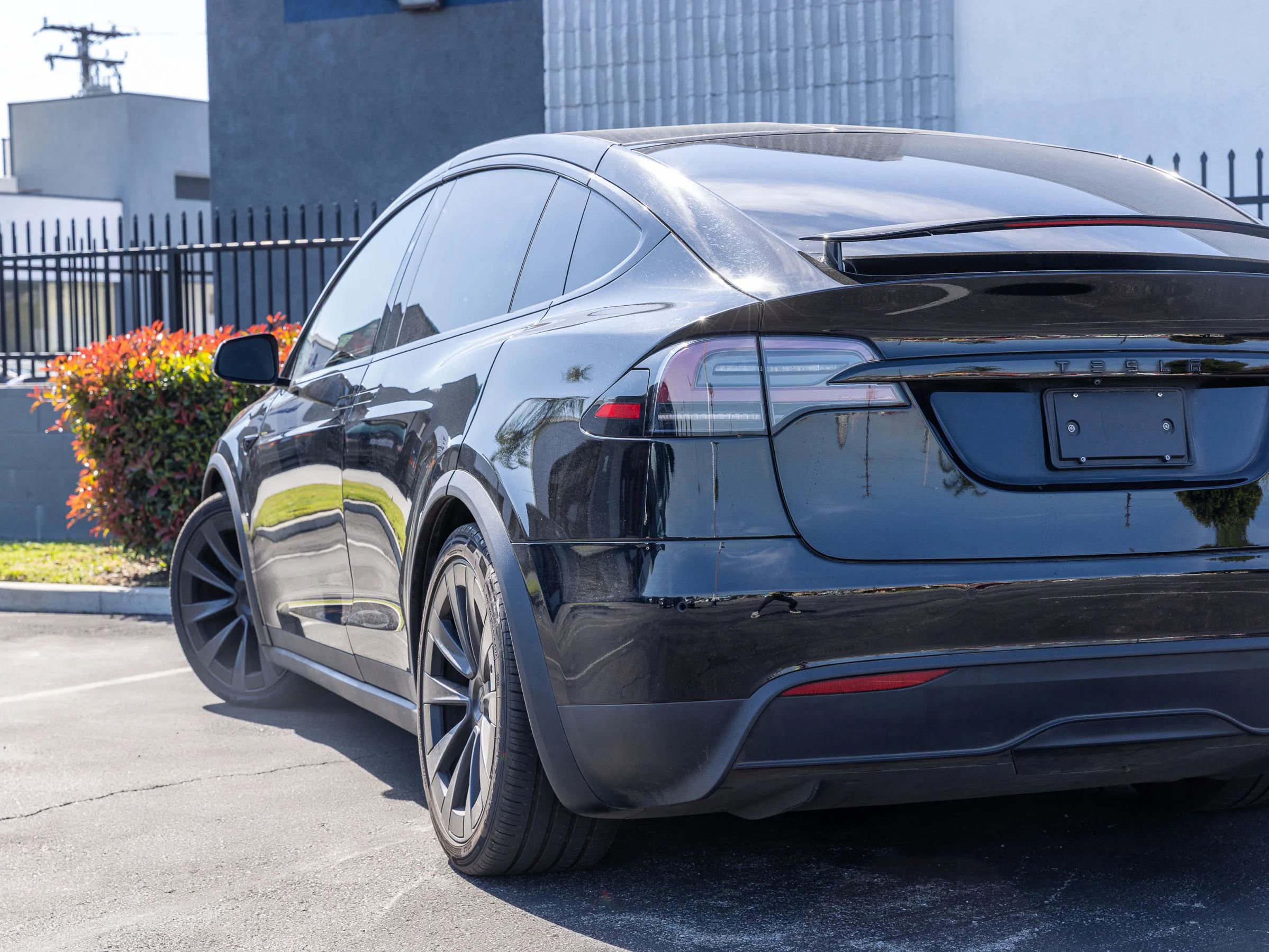 Used 2022 Tesla Model X AWD/4WD image 5