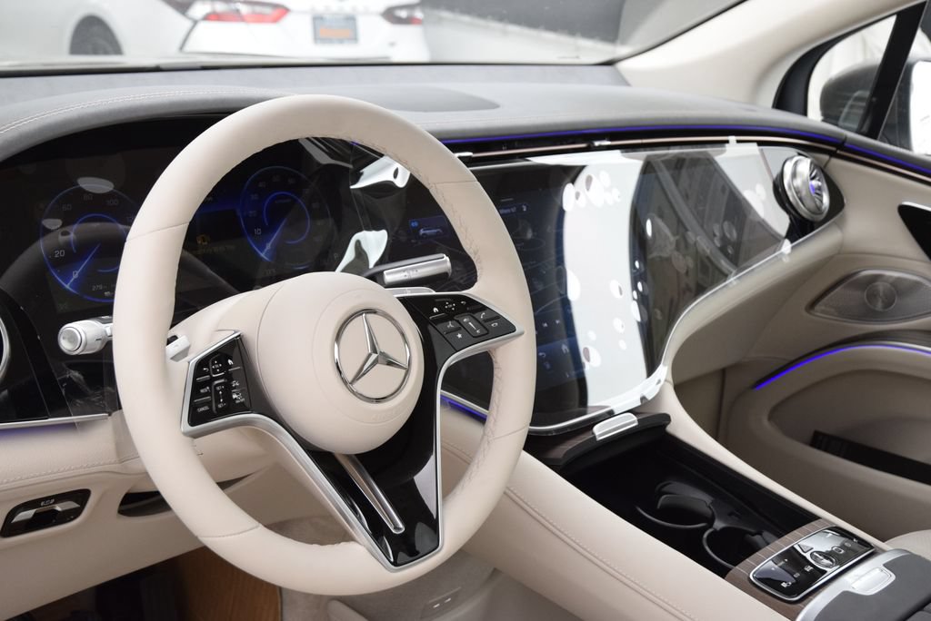New 2026 Mercedes-Benz EQS 400 4MATIC SUV image 19