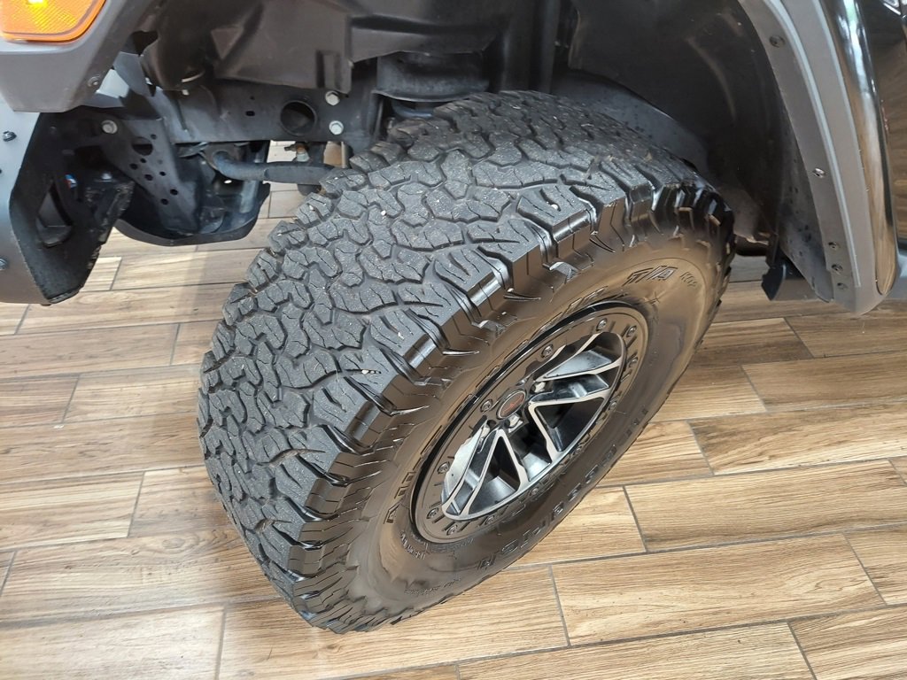 Used 2024 Jeep Wrangler Unlimited Rubicon image 32