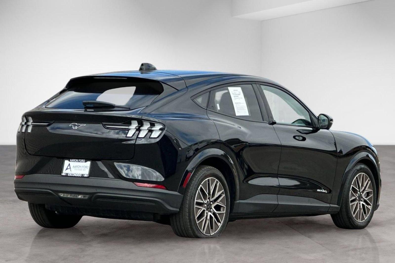 Used 2025 Ford Mustang Mach-E Premium w/ Interior Protection Package AWD/4WD image 5