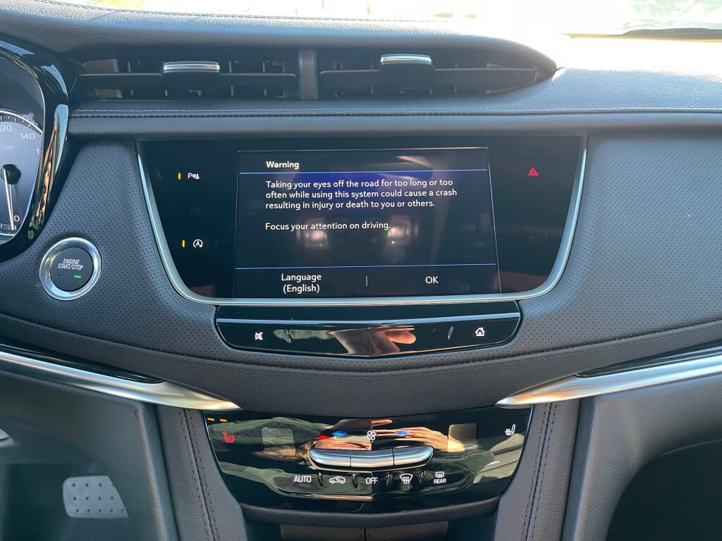 New 2025 Cadillac XT5 Premium Luxury w/ LPO, Floor Liner Package image 8