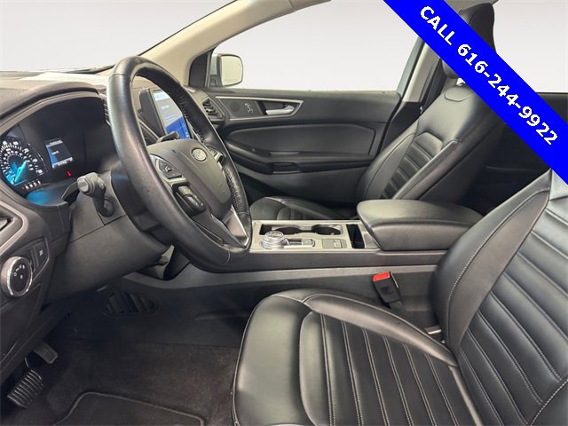 Used 2023 Ford Edge SEL image 6