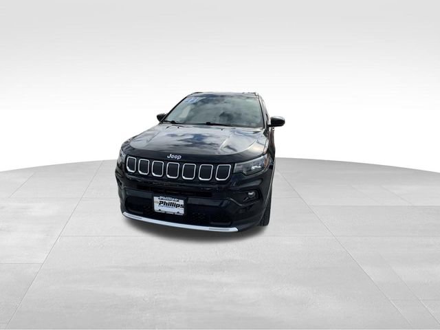 Used 2022 Jeep Compass Limited image 3