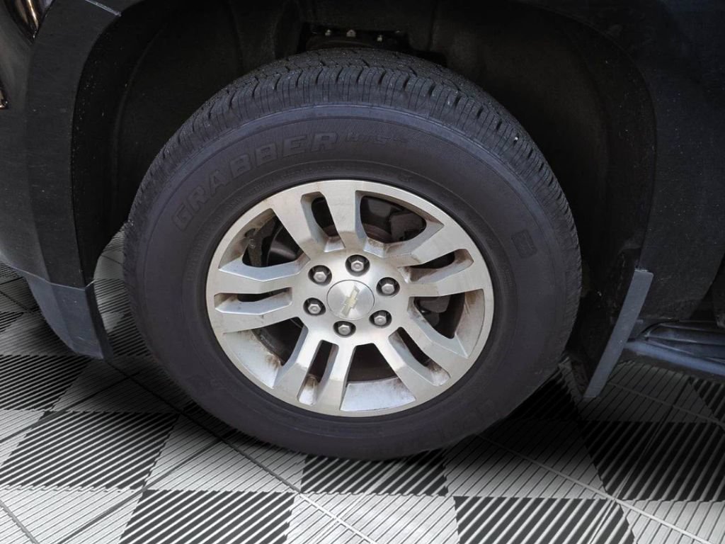 Certified 2019 Chevrolet Tahoe LT AWD/4WD image 9