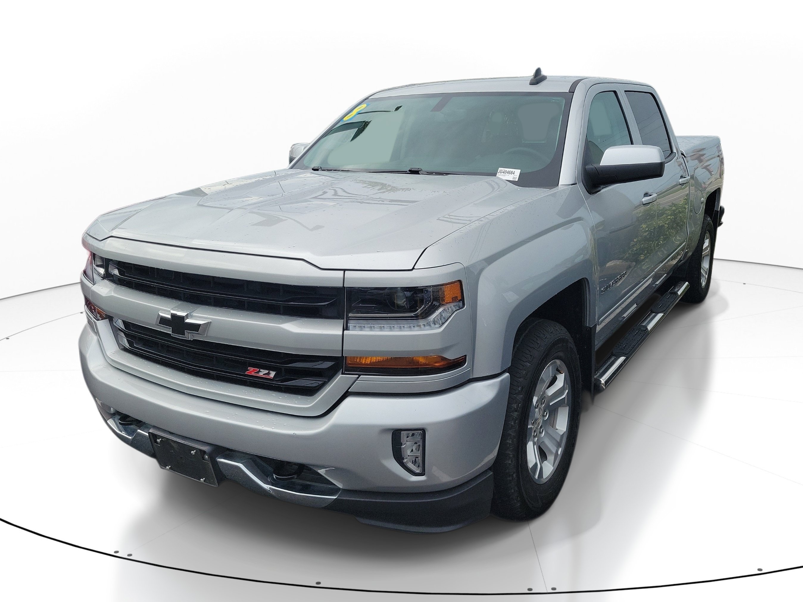 Used 2018 Chevrolet Silverado 1500 LT w/ All Star Edition AWD/4WD image 3