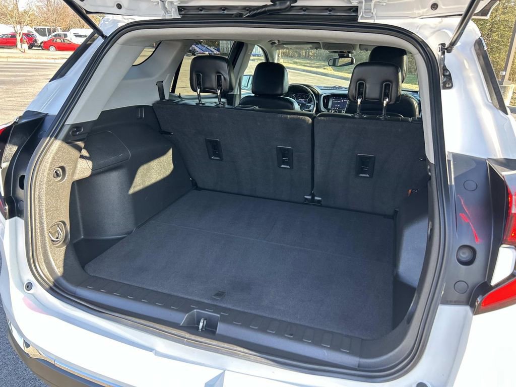 Used 2020 GMC Terrain SLT image 13