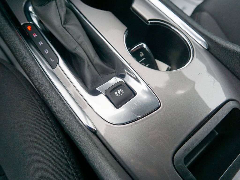 Used 2024 Chevrolet Malibu LT image 26