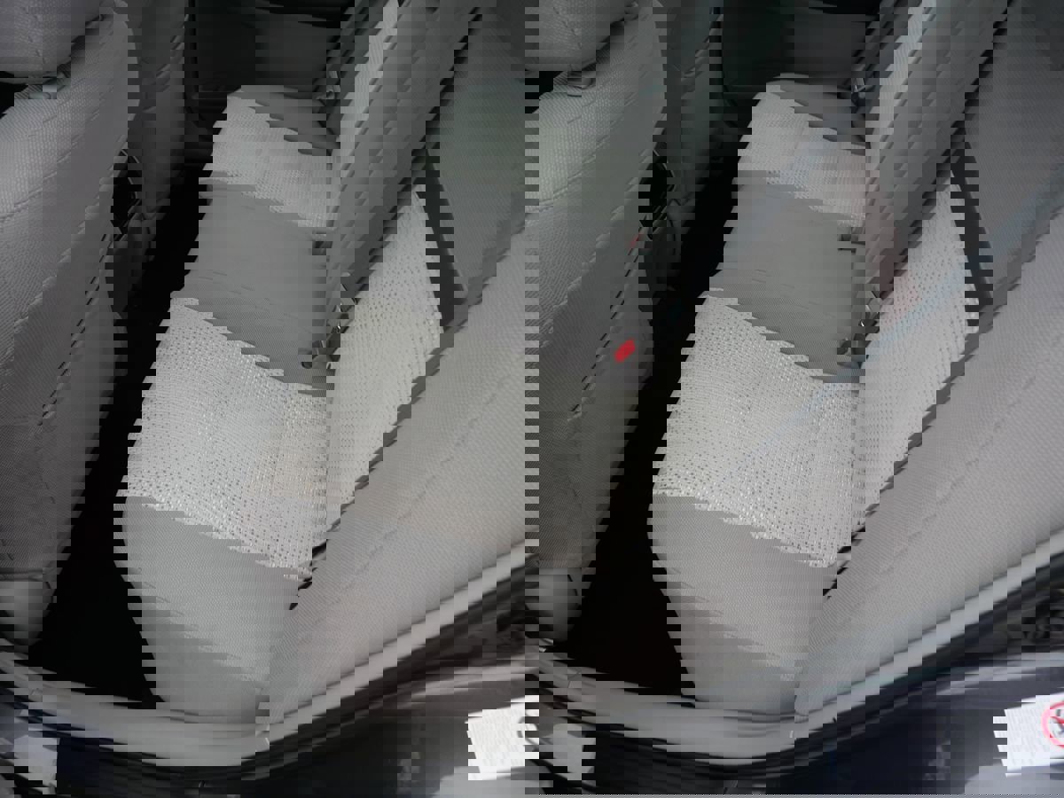 Used 2012 Toyota Camry LE image 18