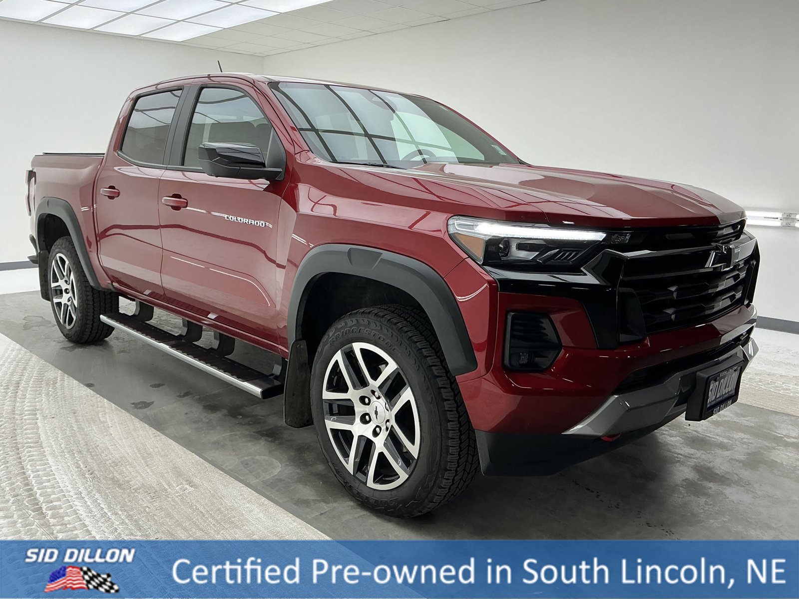 Used 2023 Chevrolet Colorado Z71 w/ Z71 Convenience Package 2 image 3