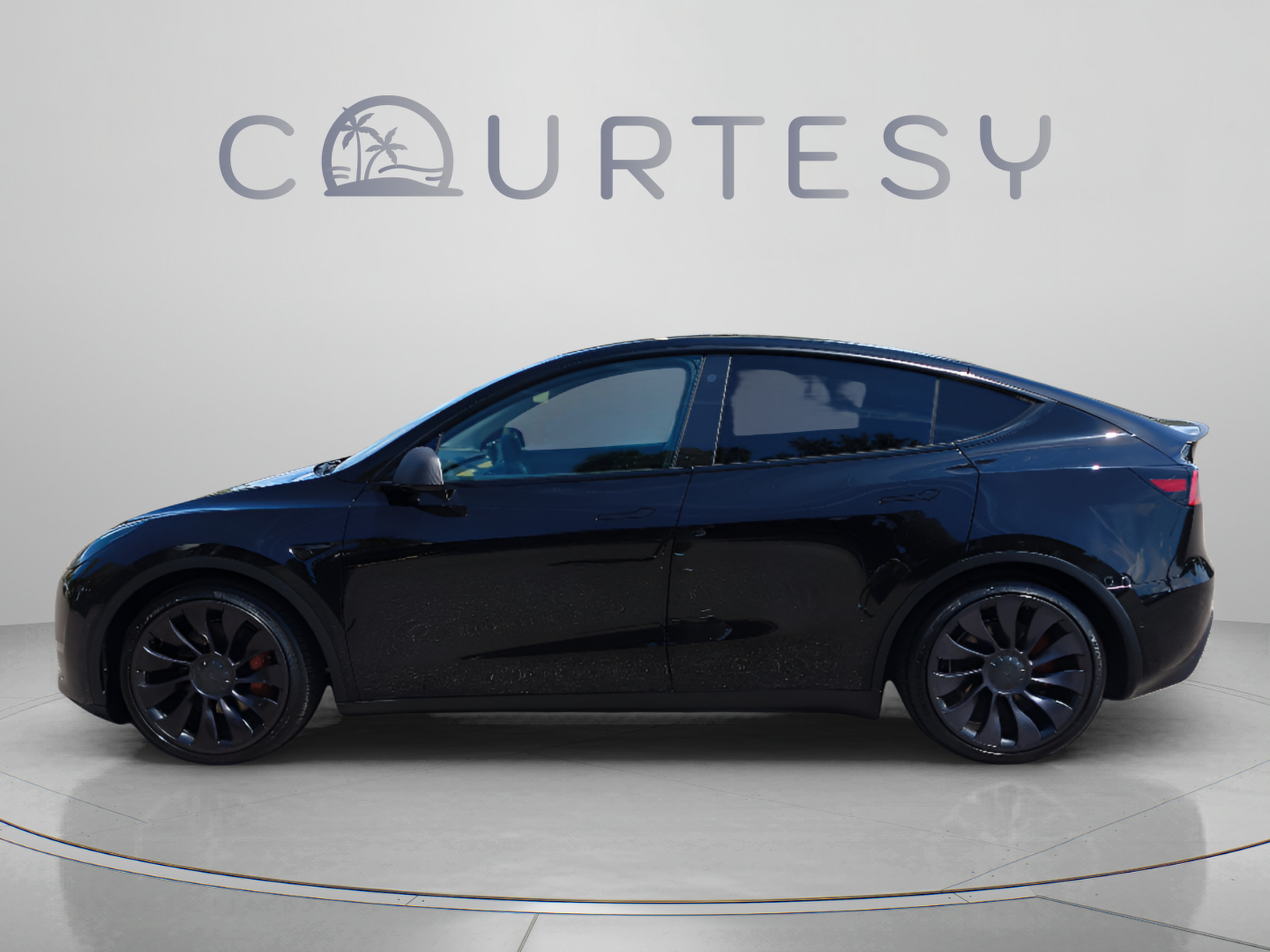 Used 2021 Tesla Model Y Performance AWD/4WD image 2