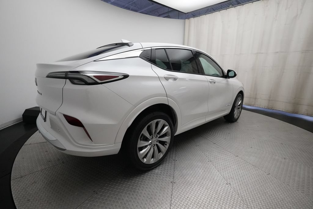 Used 2025 Buick Envista Avenir FWD image 36