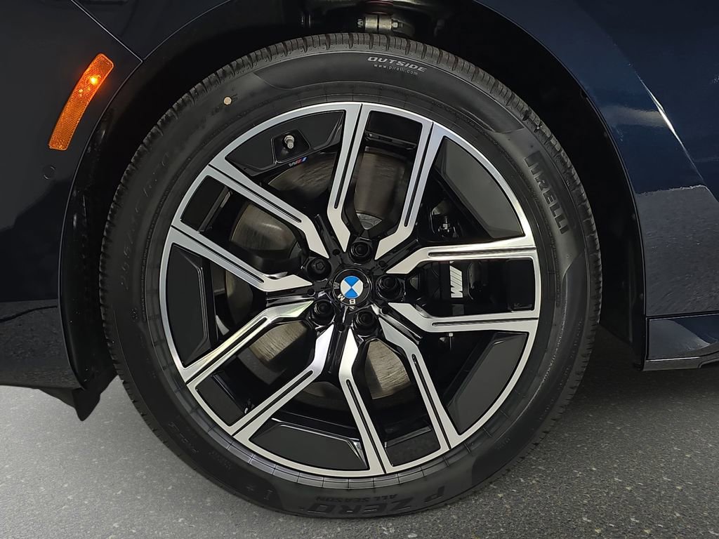 New 2026 BMW 760i xDrive w/ Executive Package image 31