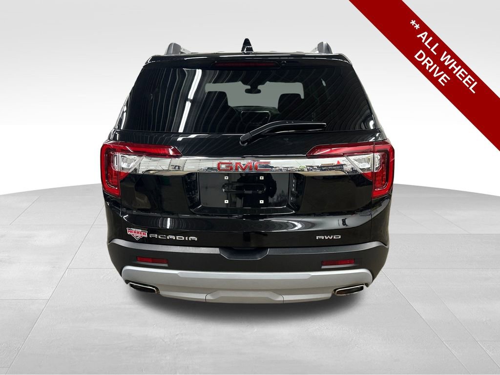 Used 2023 GMC Acadia SLE w/ Driver Convenience Package image 4