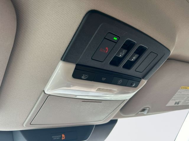 Used 2022 Nissan Pathfinder Platinum w/ Lighting Package (N92) image 40