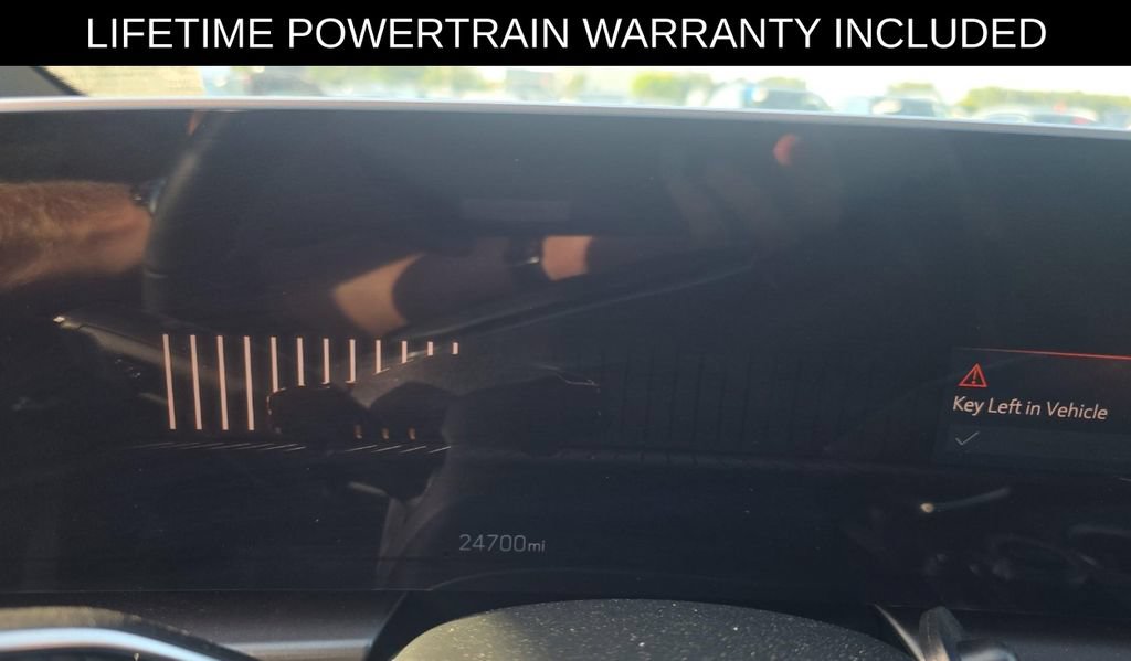 Used 2024 Cadillac Lyriq Tech RWD image 16