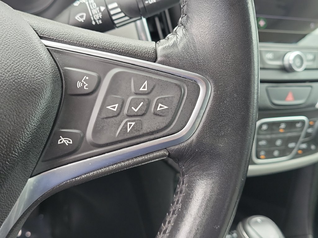Used 2020 Chevrolet Equinox Premier AWD/4WD image 10